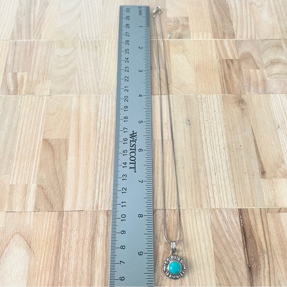 Vintage southwestern style 925 Sterling silver pendant necklace - Picture 7 of 9